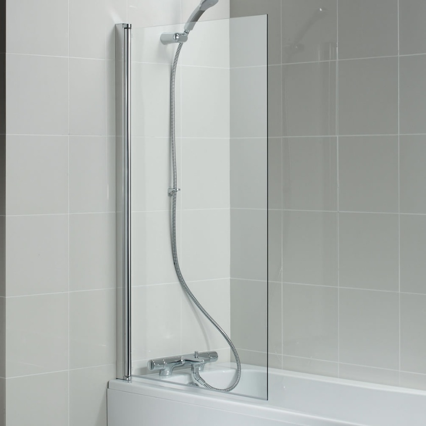 Lifestyle image of Ideal Standard Connect 2 Angle Hinged Bath Screen